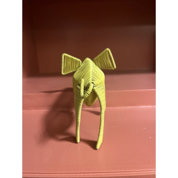 Giraffe & Elephant Made Of Green Wire And Metal Safari Gift Home Kid’s Room - Picture 5 of 10